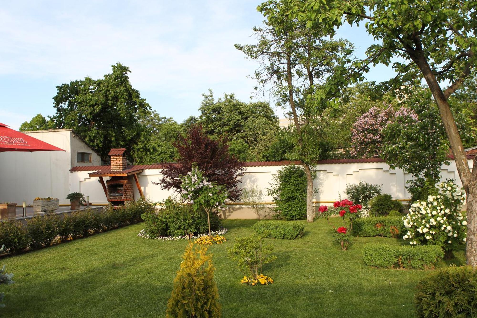 Hotel Casa Jasmine Braşov Exterior foto