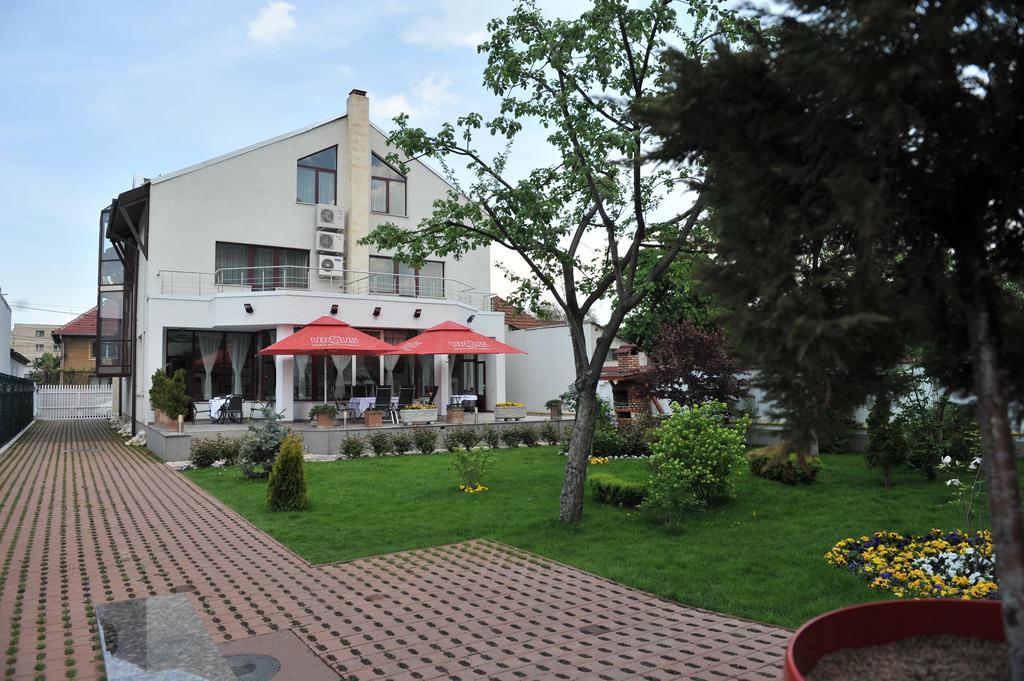 Hotel Casa Jasmine Braşov Exterior foto